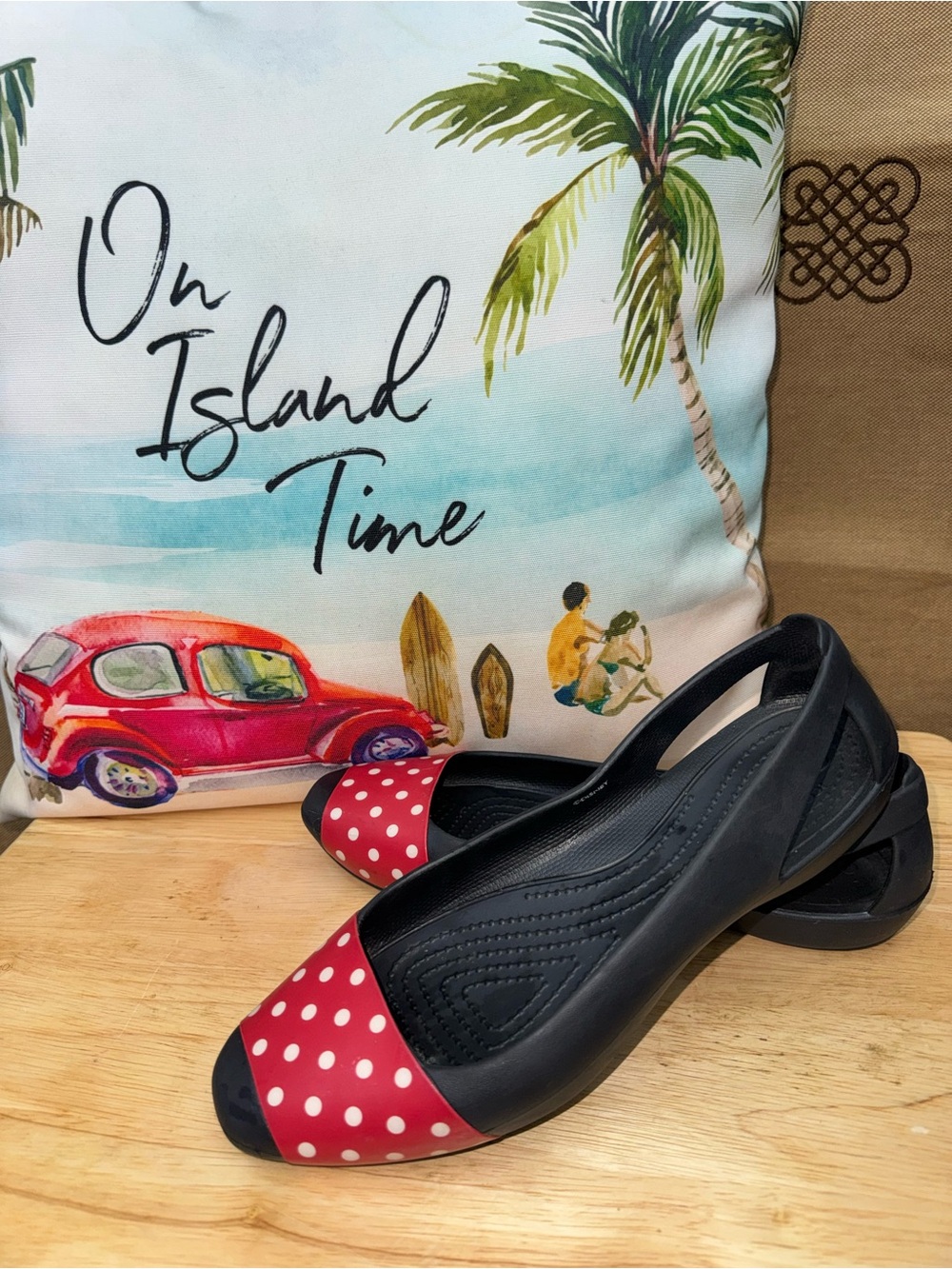 Crocs Women'S Sienna Minnie Mouse Flats Shoes In Black/Red Size 8 - Picture 1 of 10